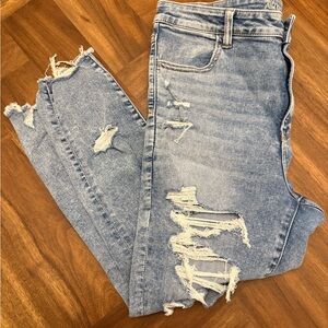 American Eagle Distressed Light Blue Women's Jeans